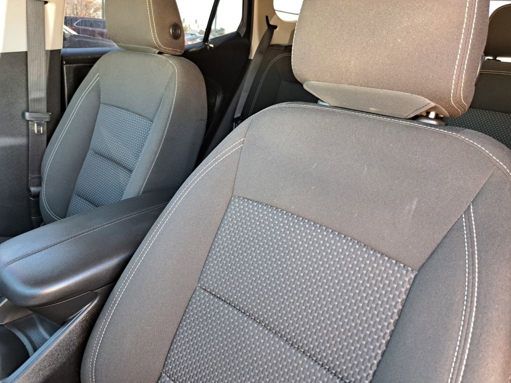 Used 2022 GMC Terrain SLE image 18