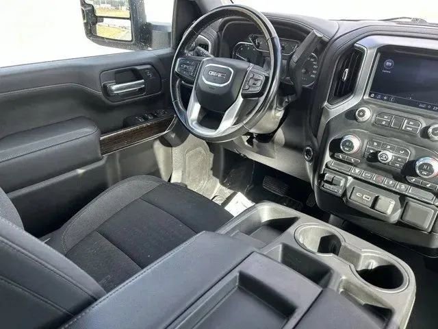 Used 2023 GMC Sierra 2500 SLE w/ Gooseneck/5TH Wheel Package image 23