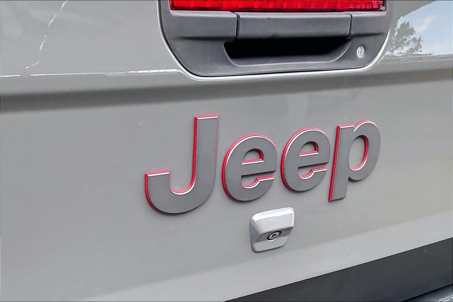 Used 2020 Jeep Gladiator Rubicon AWD/4WD image 30
