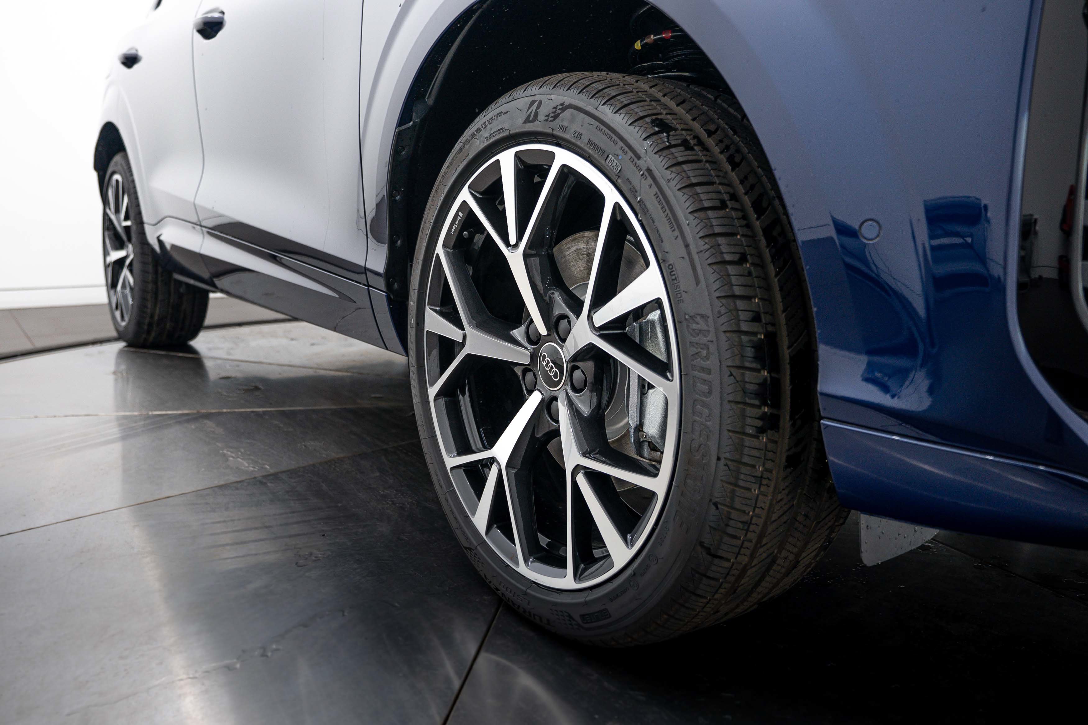 New 2026 Audi Q3 quattro 2.0T AWD/4WD image 21
