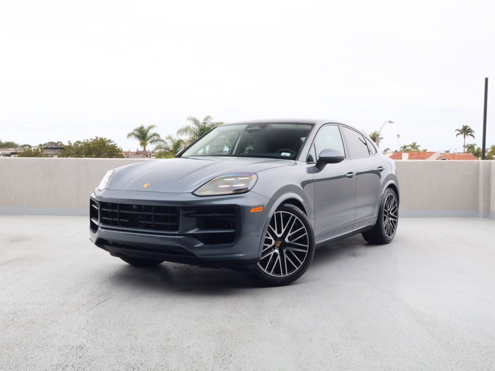 New 2026 Porsche Cayenne Coupe AWD/4WD video 1