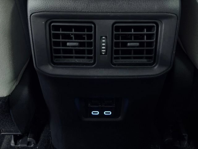 Used 2022 Toyota RAV4 XLE w/ XLE Grade Weather Package AWD/4WD image 21