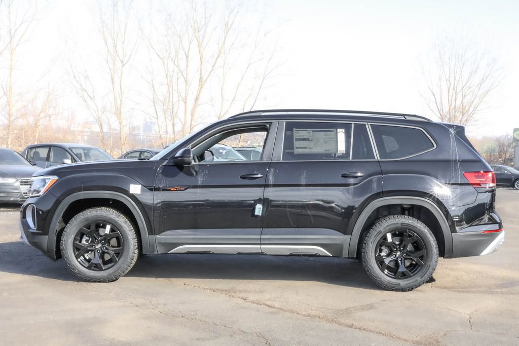 New 2026 Volkswagen Atlas Peak Edition image 5