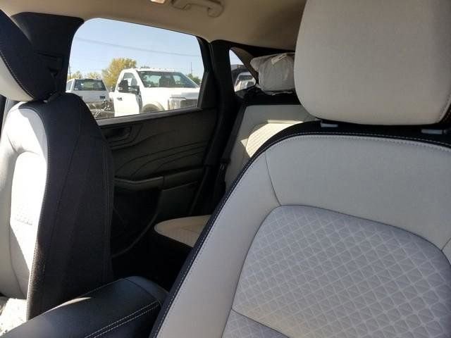 New 2026 Ford Escape Active w/ Cold Weather Package image 17
