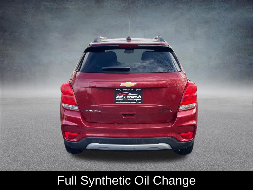 Used 2018 Chevrolet Trax LT w/ LT Convenience Package image 5