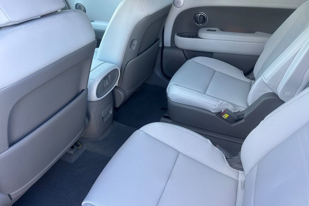 New 2026 Hyundai Palisade Limited image 9