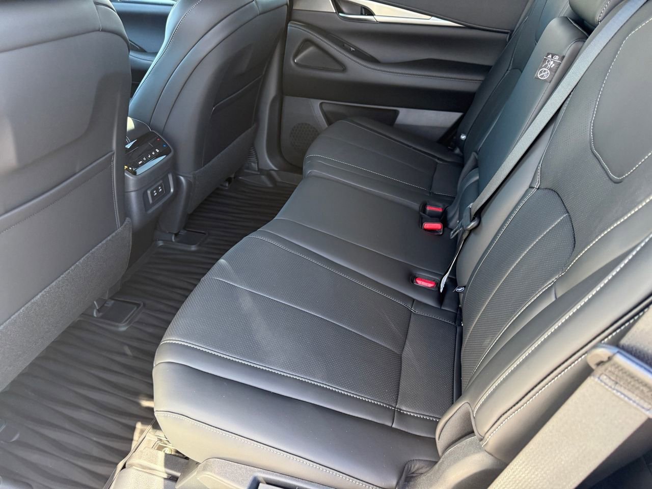 New 2026 INFINITI QX60 Pure image 24