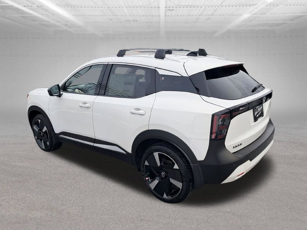 New 2026 Nissan Kicks SR w/ Cold Weather Package AWD/4WD image 3