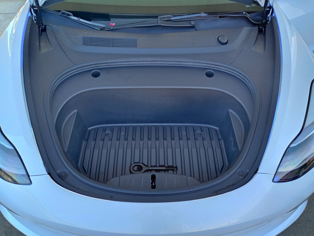 Used 2023 Tesla Model 3 Standard Range RWD image 34