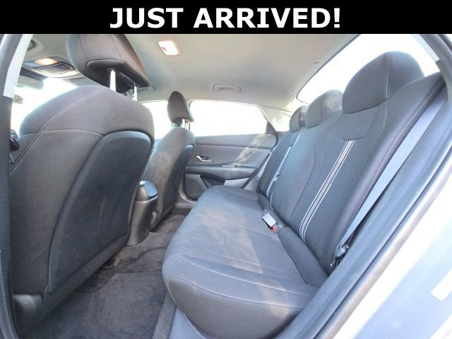 Certified 2023 Hyundai Elantra SEL FWD image 7