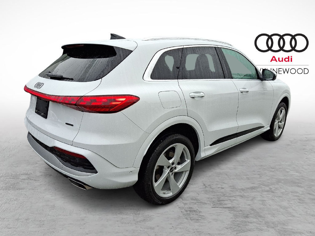 Certified 2025 Audi Q5 Premium w/ Premium Plus AWD/4WD image 6