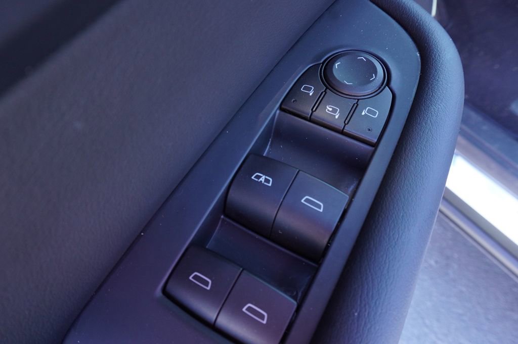 New 2026 Buick Enclave Preferred w/ Power Package image 15