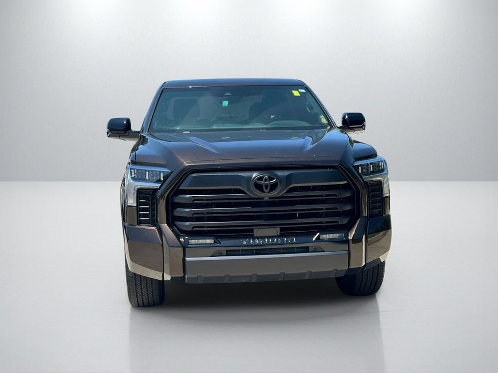 Used 2025 Toyota Tundra Limited AWD/4WD image 2