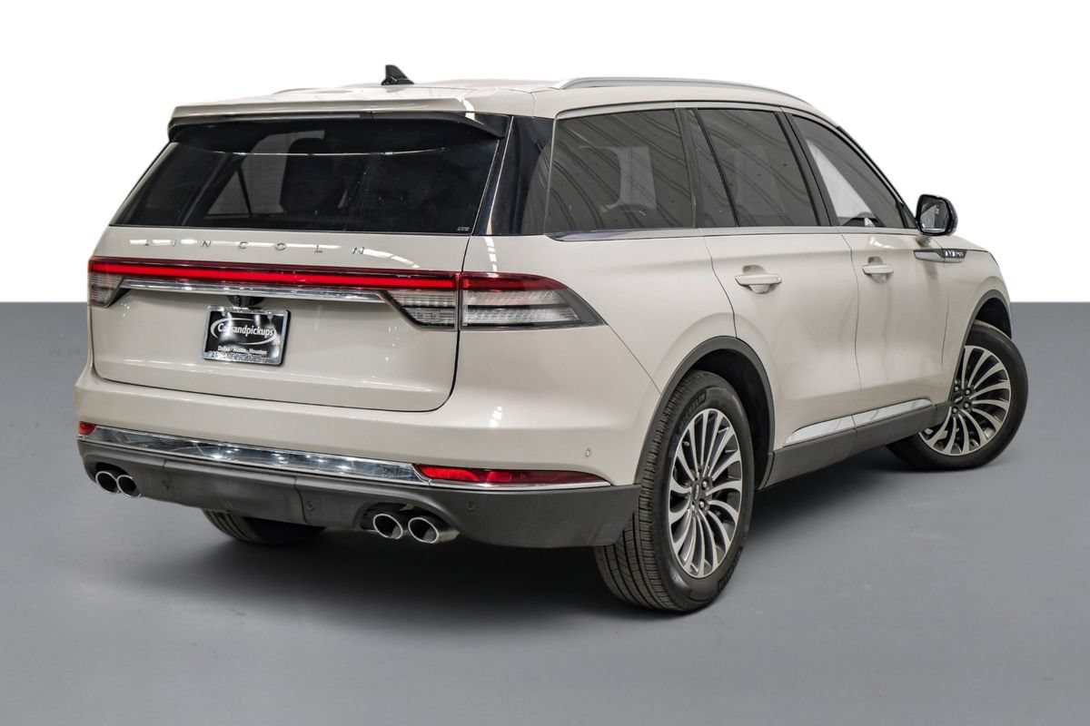 Used 2022 Lincoln Aviator Reserve w/ Equipment Group 201A AWD/4WD image 6