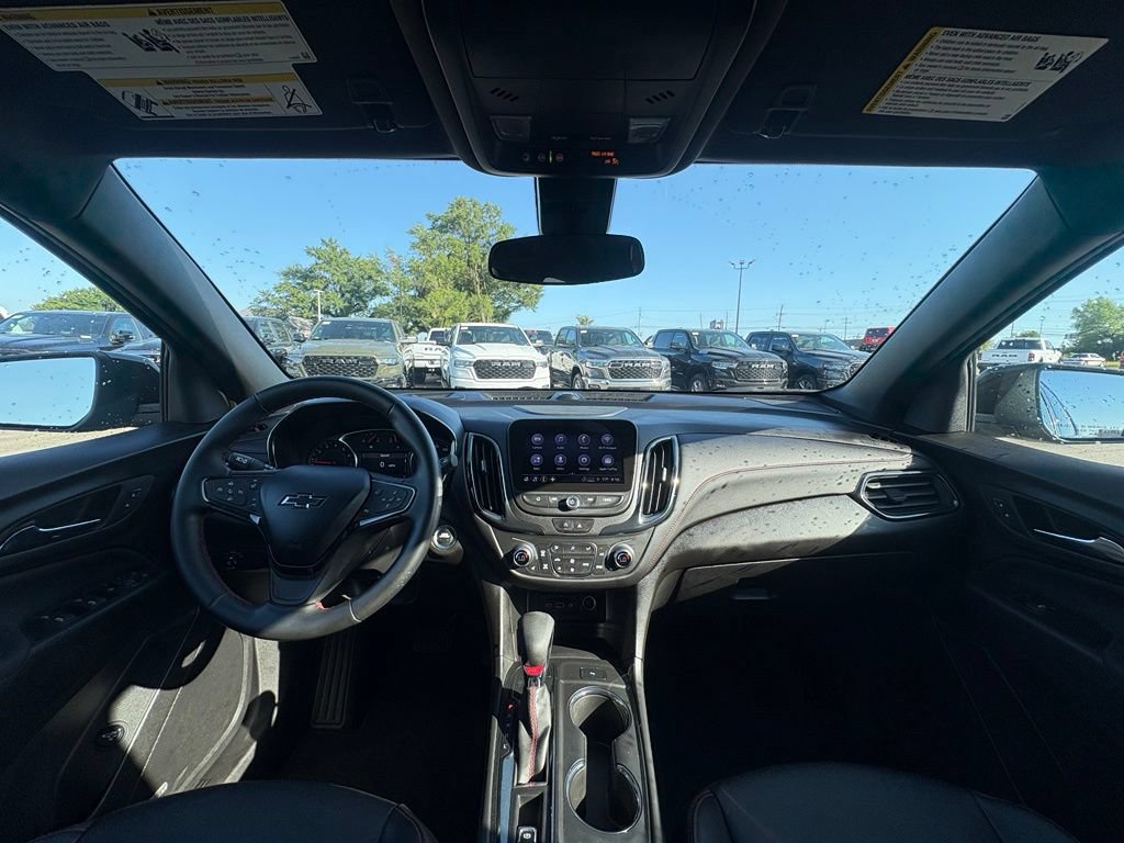 Used 2023 Chevrolet Equinox RS w/ RS Leather Package AWD/4WD image 25