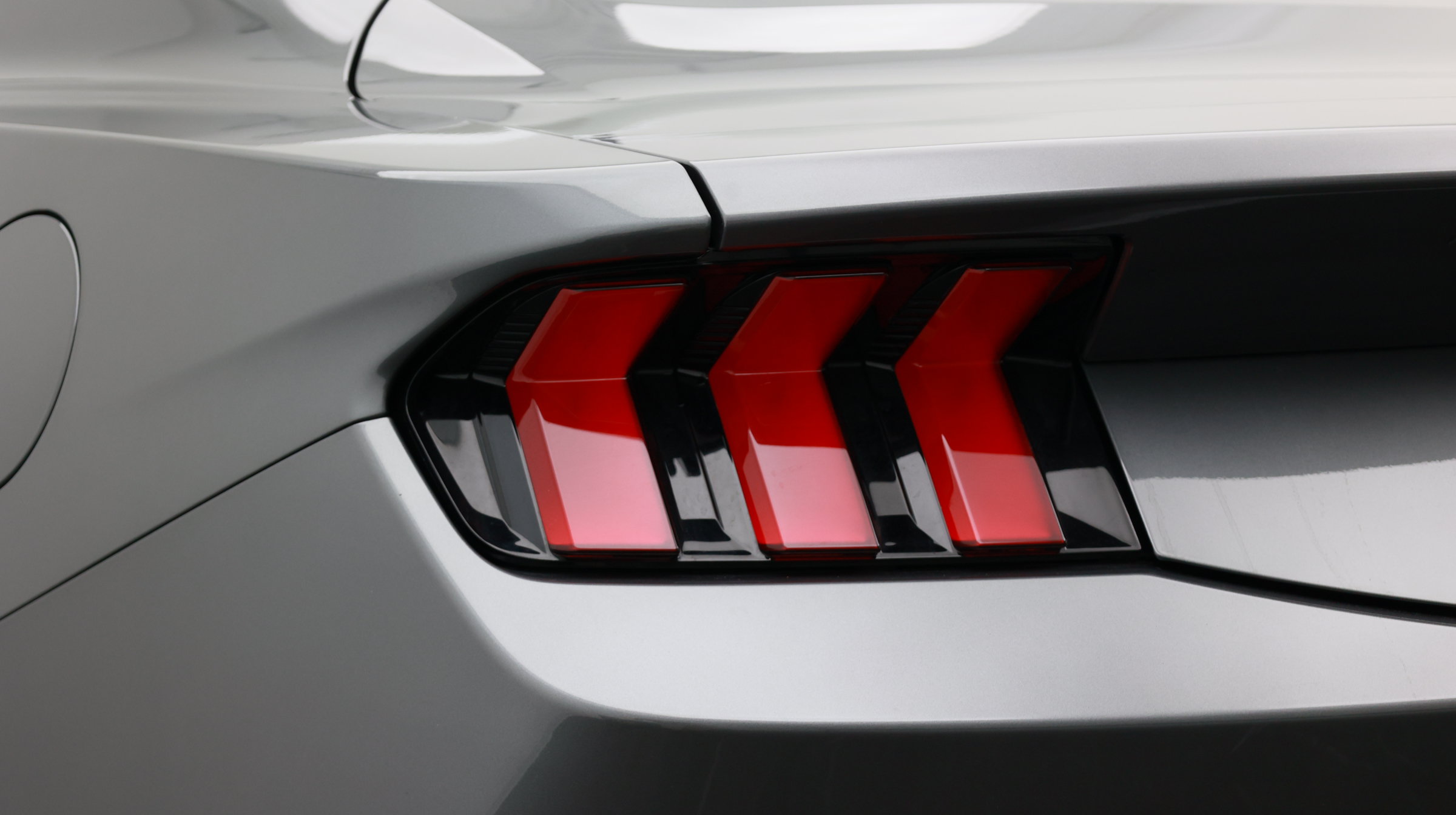 Used 2026 Ford Mustang Premium RWD image 34