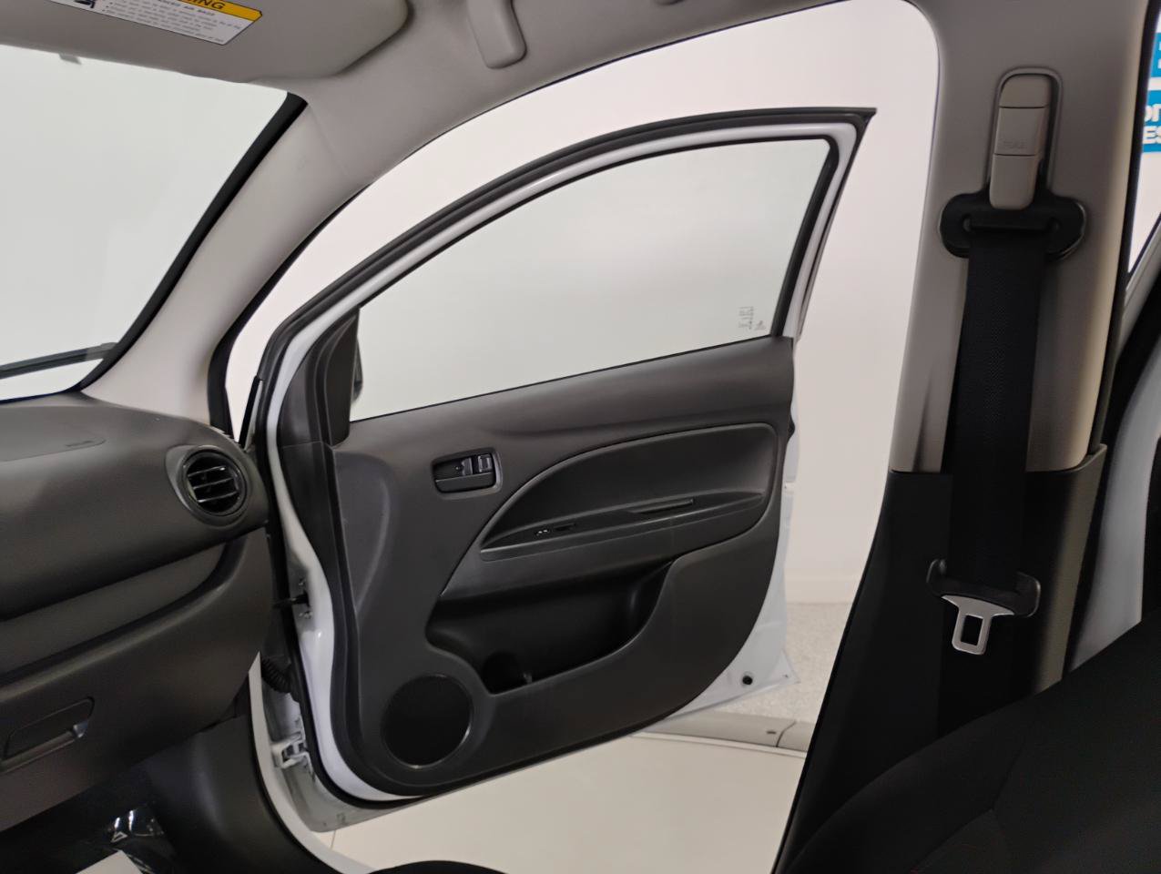 Used 2024 Mitsubishi Mirage ES FWD image 34