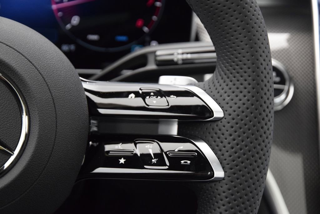 New 2026 Mercedes-Benz GLC 300 4MATIC image 24