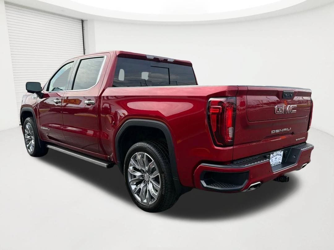 Used 2024 GMC Sierra 1500 Denali w/ Denali Reserve Package AWD/4WD image 7