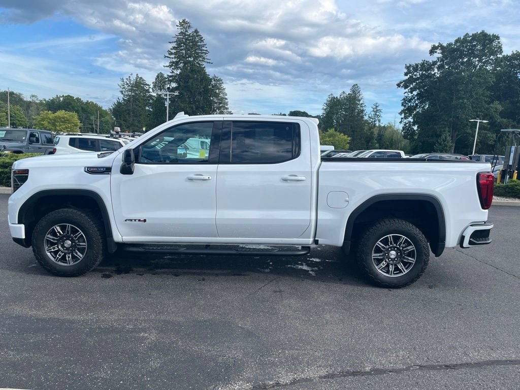 Used 2025 GMC Sierra 1500 AT4 AWD/4WD image 7