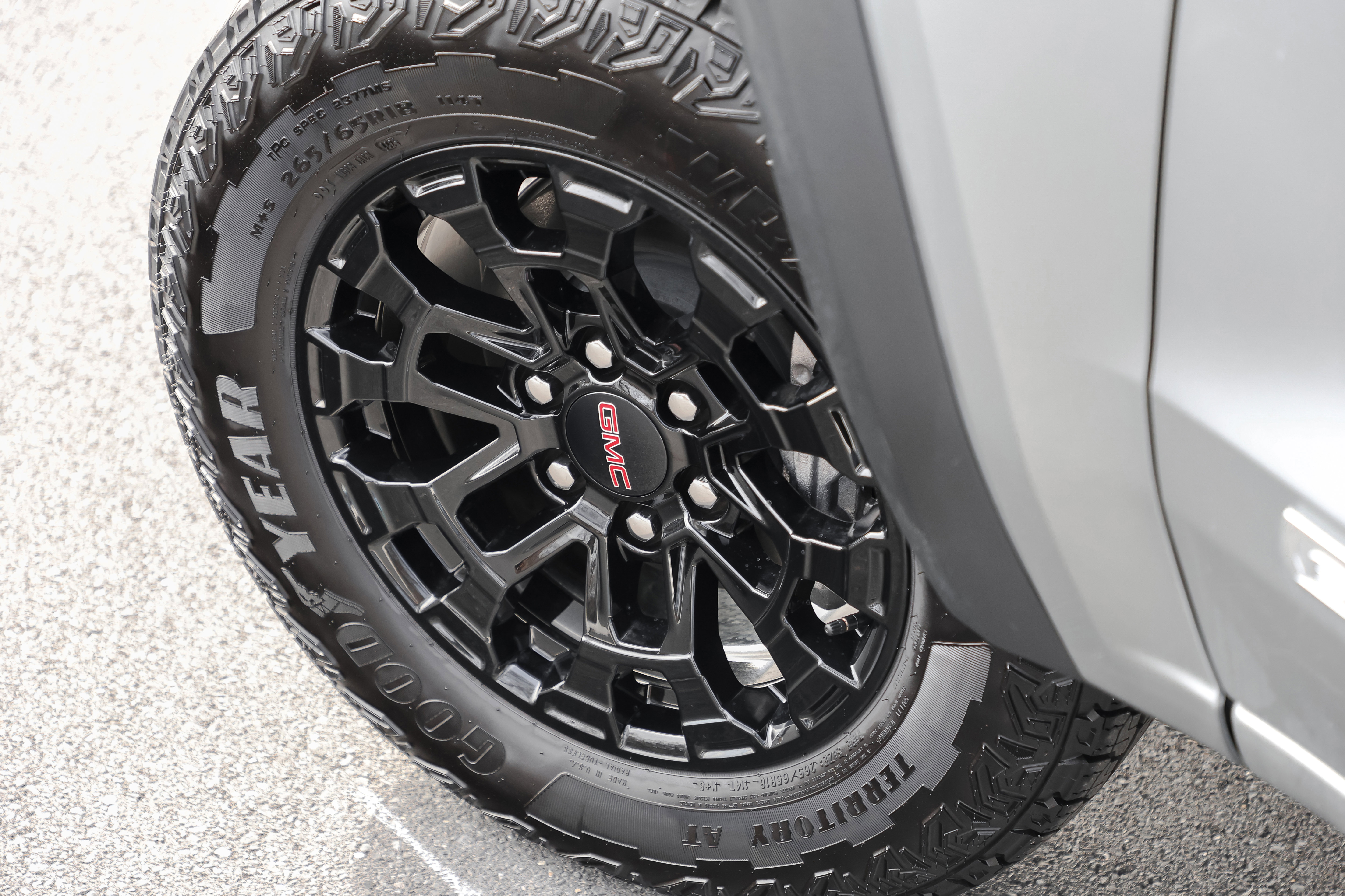 New 2026 GMC Canyon Elevation w/ Convenience Package image 6