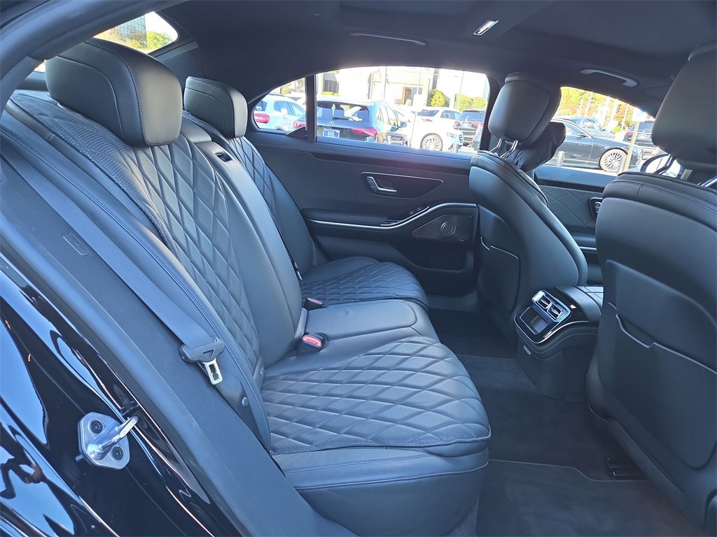 Certified 2022 Mercedes-Benz S 580 4MATIC Sedan image 15