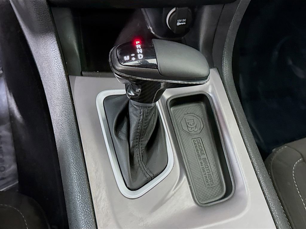 Used 2023 Dodge Charger SXT image 10