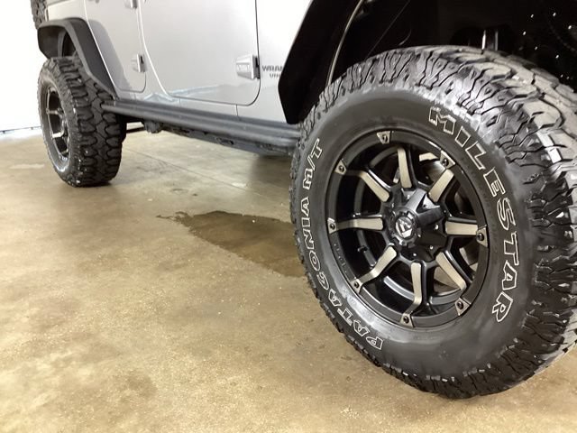 Used 2017 Jeep Wrangler Unlimited Sport AWD/4WD image 6