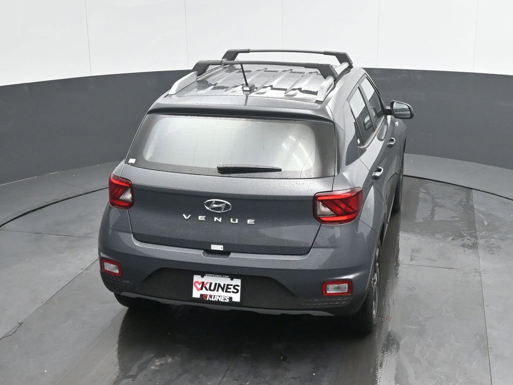 New 2026 Hyundai Venue SEL FWD image 32