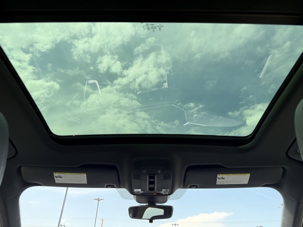 Used 2021 Audi Q3 2.0T Premium image 28