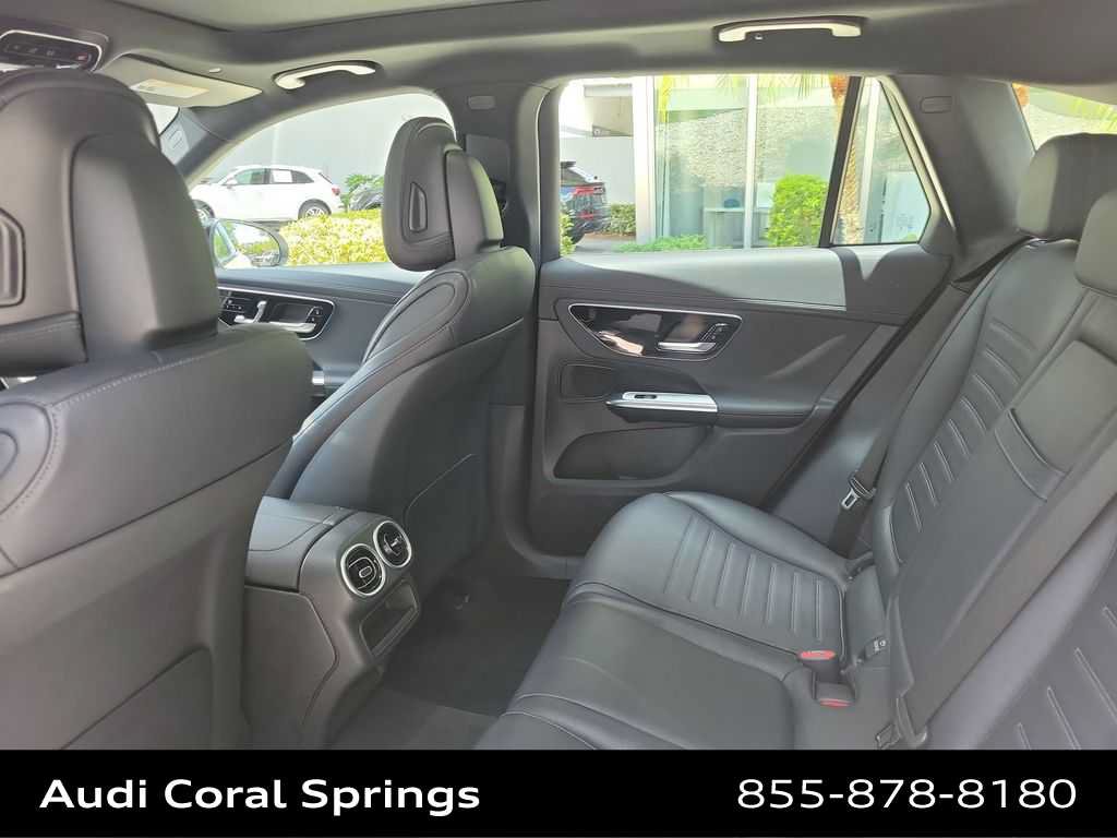Used 2025 Mercedes-Benz GLC 43 AMG 4MATIC image 20