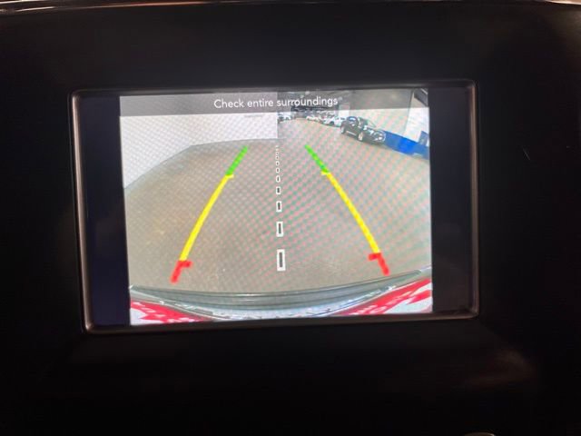 Used 2020 Jeep Grand Cherokee Laredo image 27