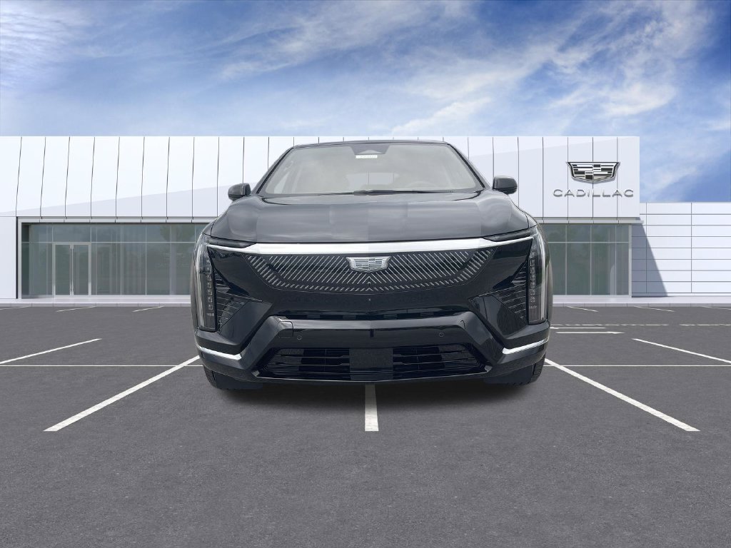 New 2027 Cadillac Optiq Luxury w/ LPO, Floor Liner Package AWD/4WD image 3