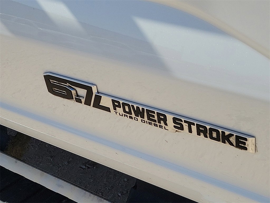 Used 2024 Ford F350 Lariat w/ Camper Package image 13