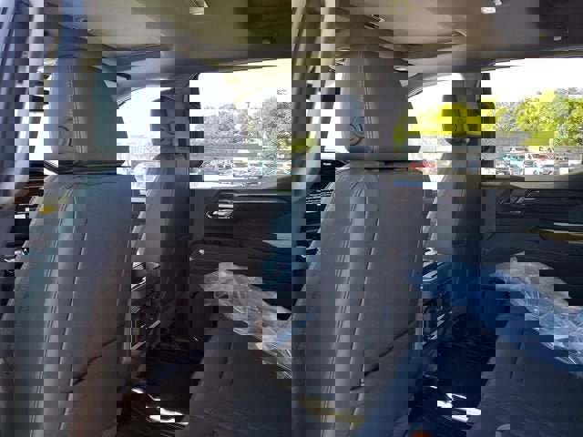 New 2026 GMC Sierra 1500 AT4 w/ AT4 Premium Package image 11