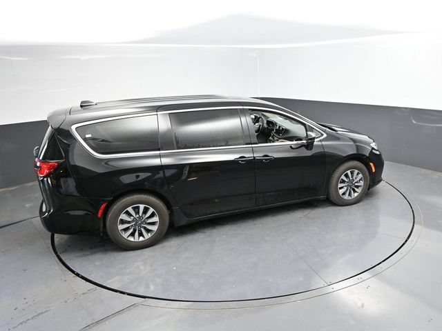 Used 2024 Chrysler Pacifica Limited FWD image 42