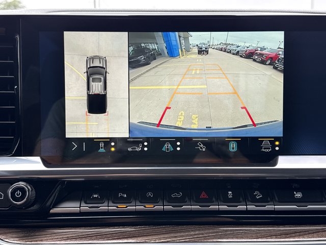 Used 2023 Chevrolet Silverado 1500 RST AWD/4WD image 8