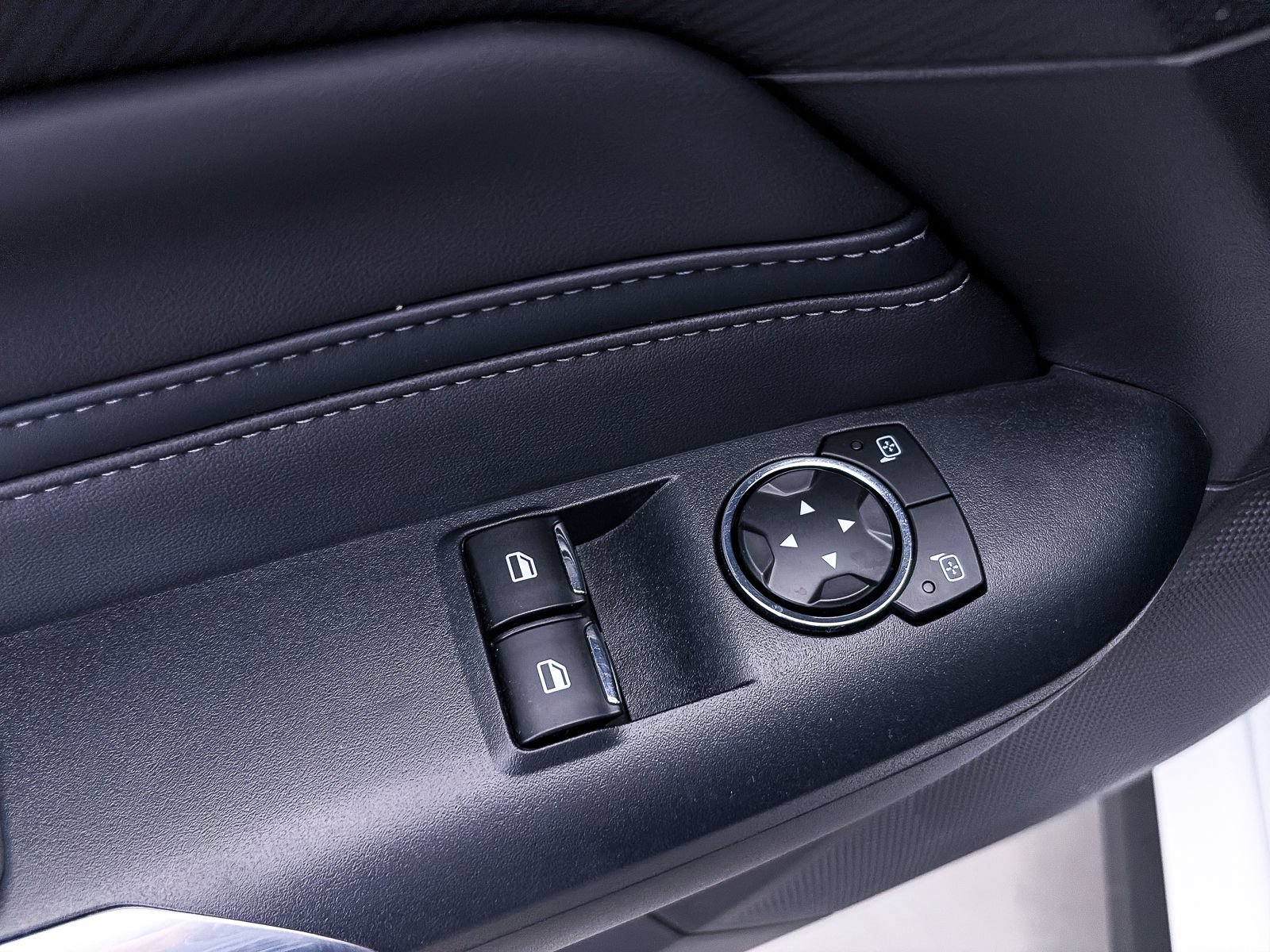 Used 2025 Ford Mustang GT Premium RWD image 21