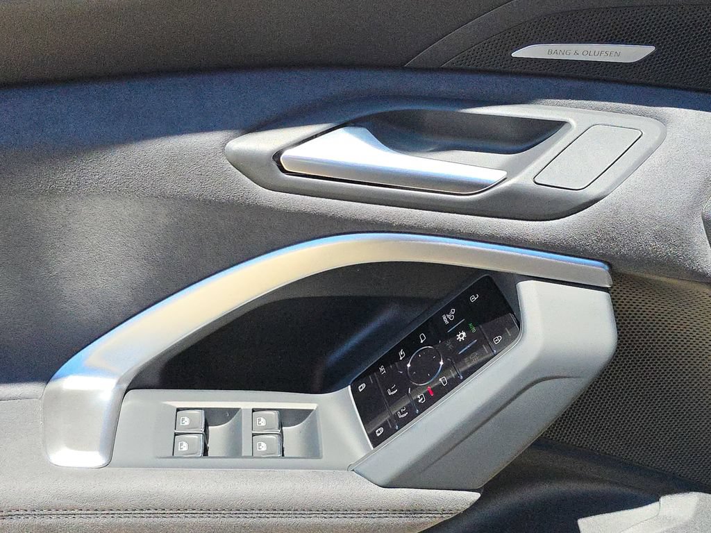 New 2026 Audi SQ5 Premium Plus AWD/4WD image 19