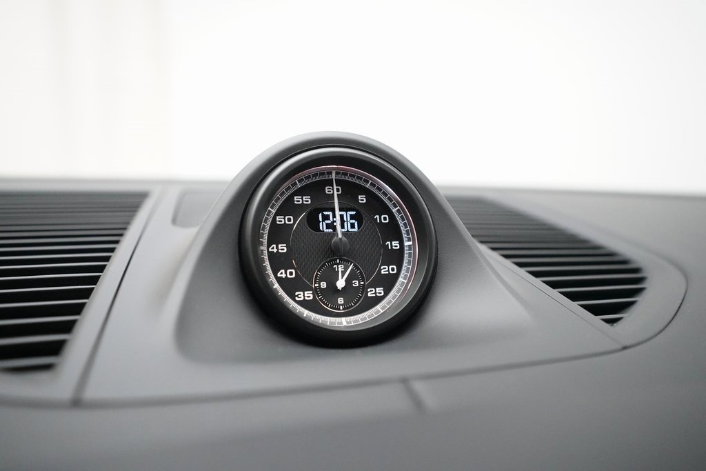 Used 2025 Porsche Macan Turbo image 21