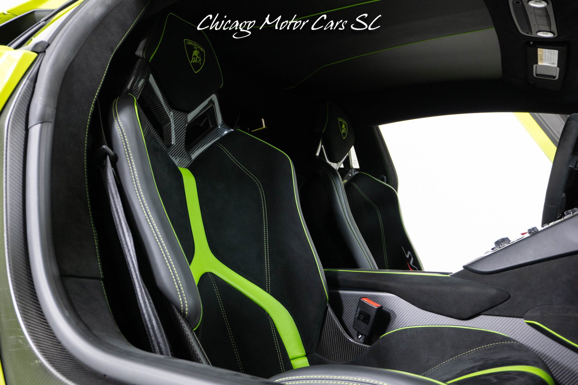 Used 2019 Lamborghini Aventador SVJ AWD/4WD image 32