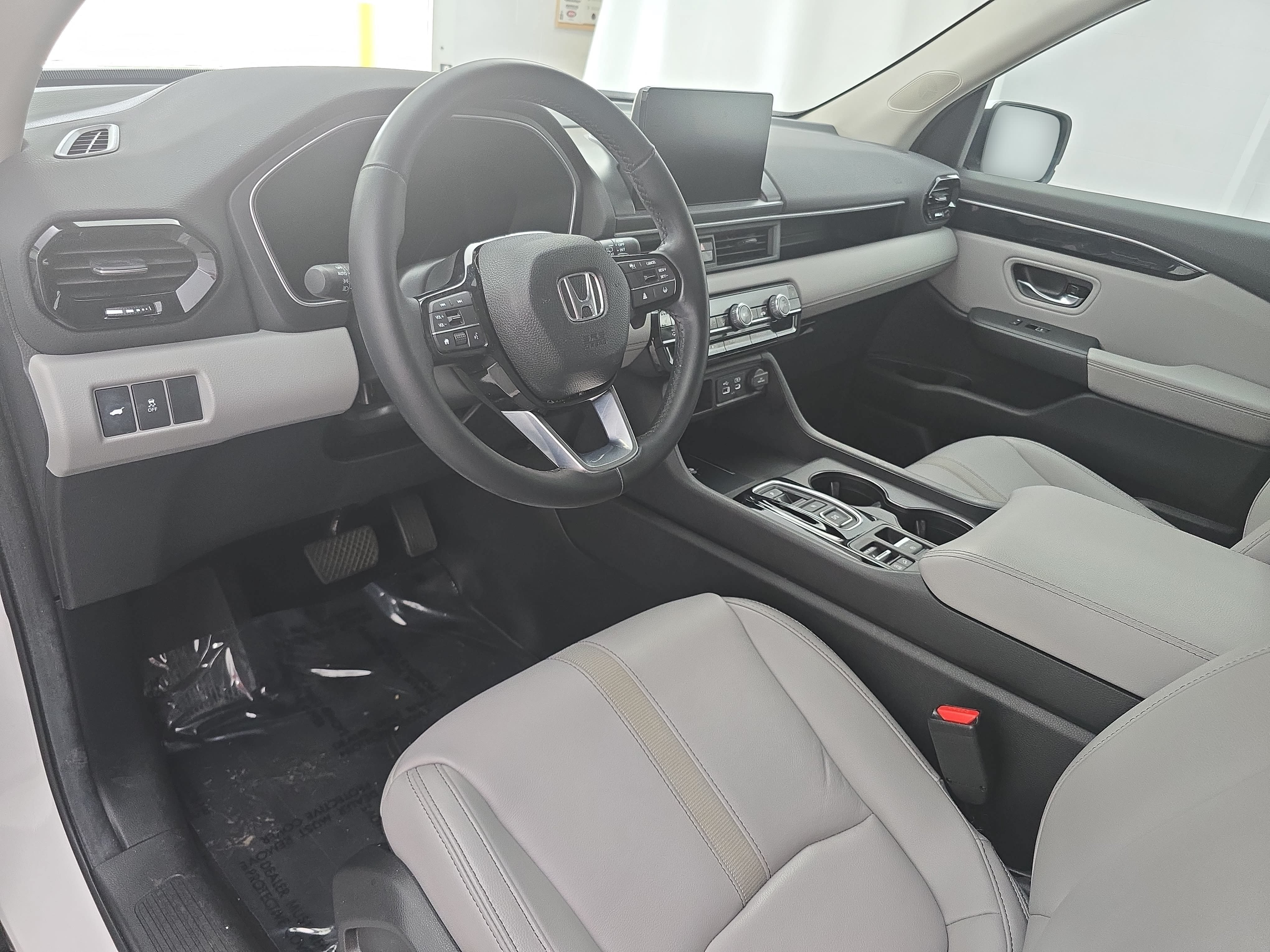 Certified 2024 Honda Pilot EX-L image 17