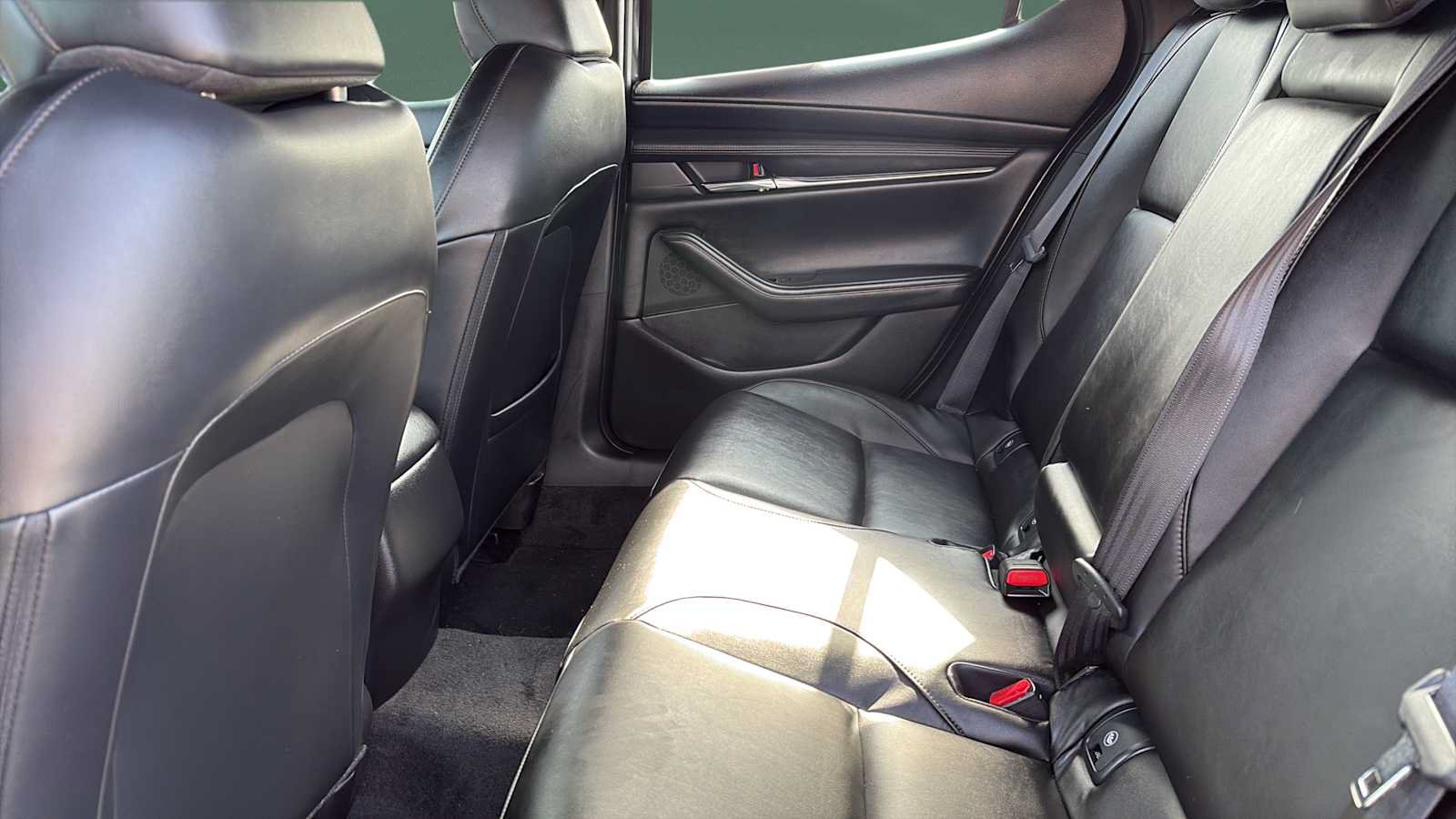 Used 2024 MAZDA MAZDA3 s FWD image 17