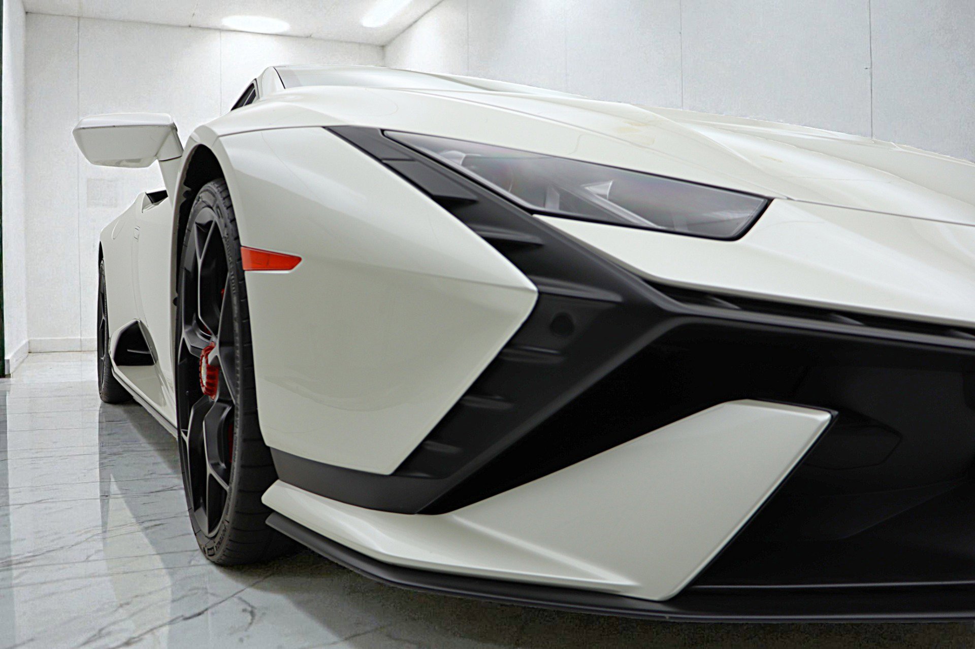 Used 2023 Lamborghini Huracan Tecnica image 25
