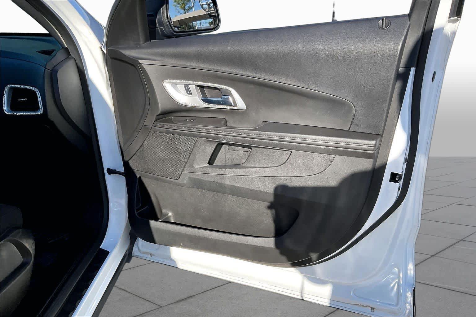 Used 2014 Chevrolet Equinox LS FWD image 22