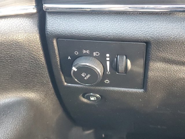 Used 2021 Jeep Grand Cherokee Limited AWD/4WD image 19