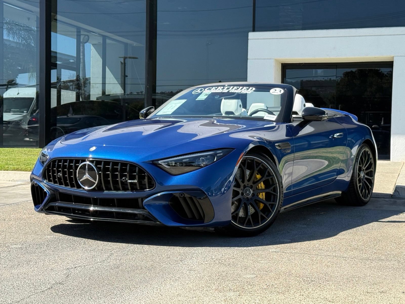 Used 2023 Mercedes-Benz SL 63 AMG 4MATIC image 2