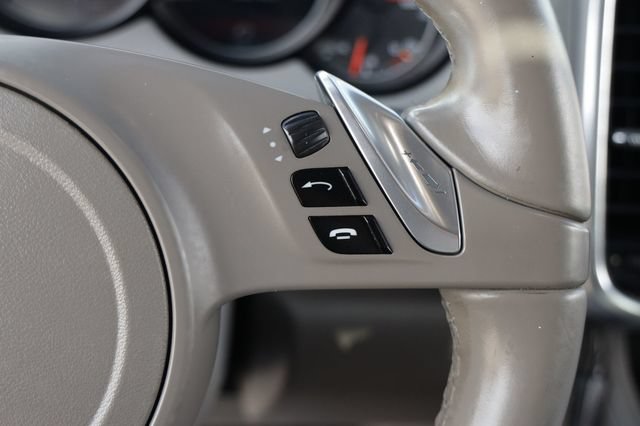 Used 2014 Porsche Cayenne Diesel AWD/4WD image 31