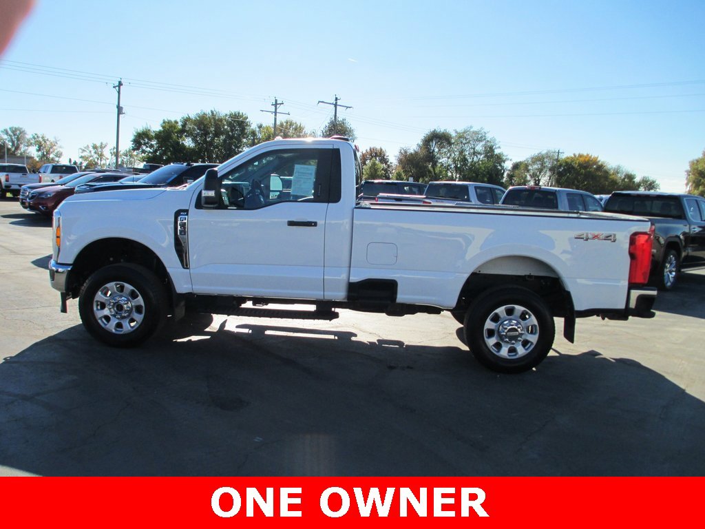 Used 2024 Ford F350 XLT w/ Snow Plow Prep Package image 8