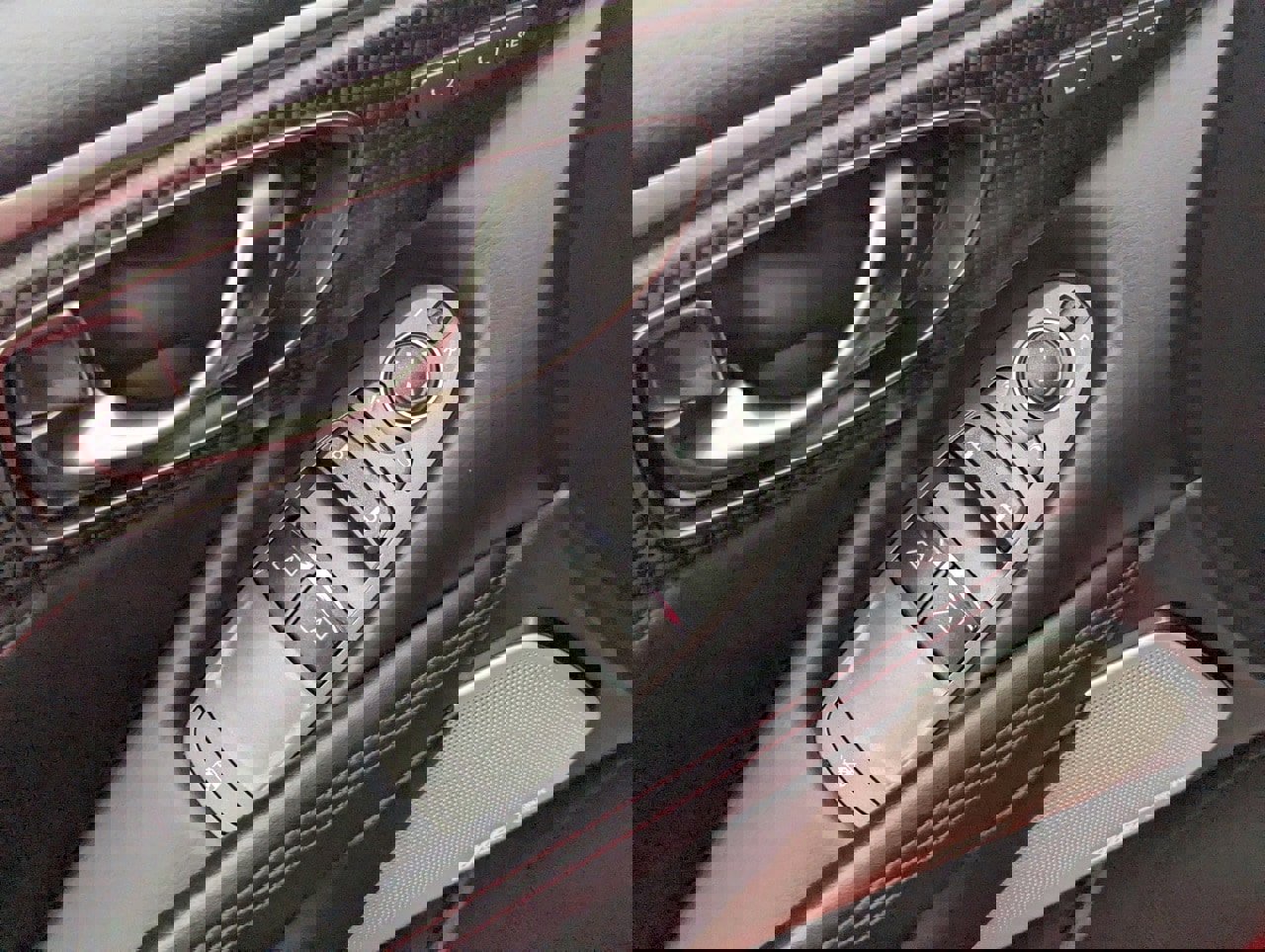 Certified 2022 INFINITI Q60 Red Sport 400 w/ Cargo Package image 18